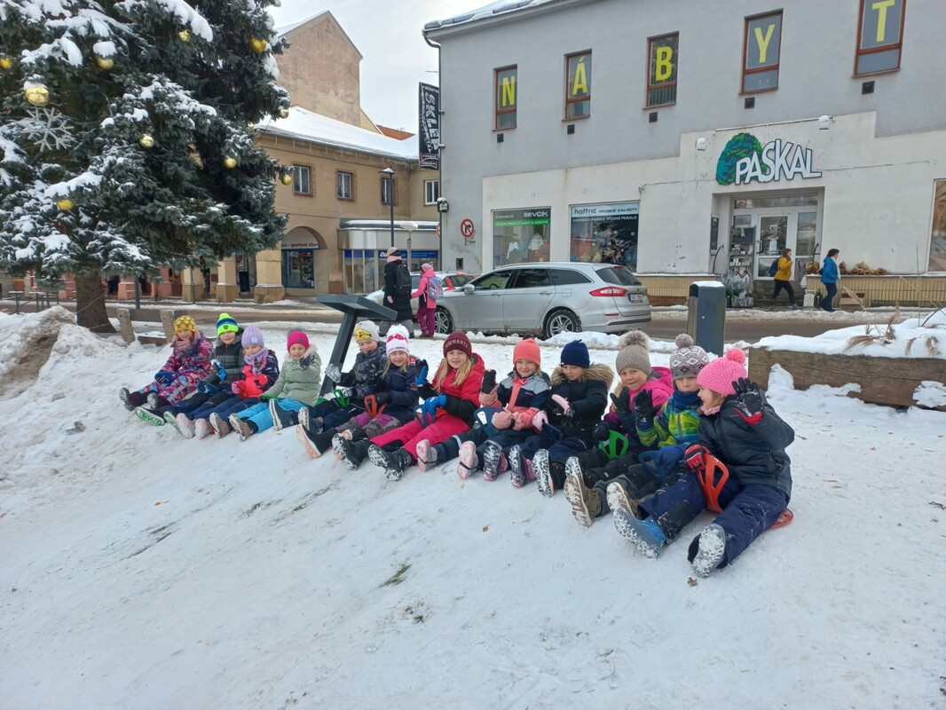 Fotografie ze školní družiny za měsíc Prosinec